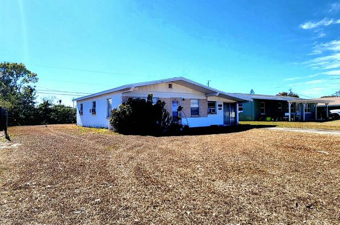 2455 Pepper Ave