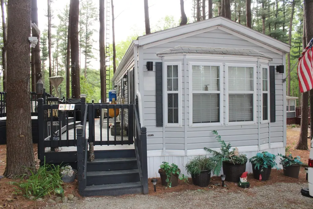 115 Woodland Pass