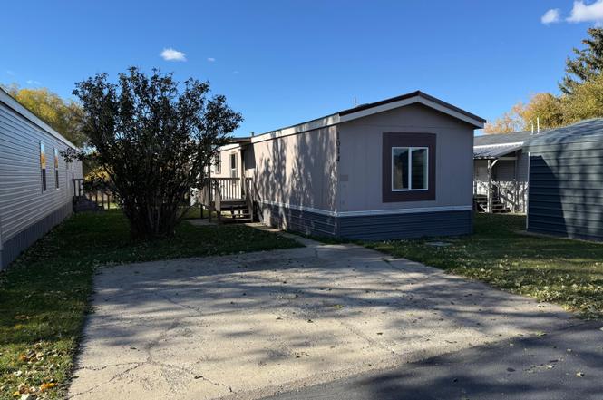 1014 Mountain View Dr
