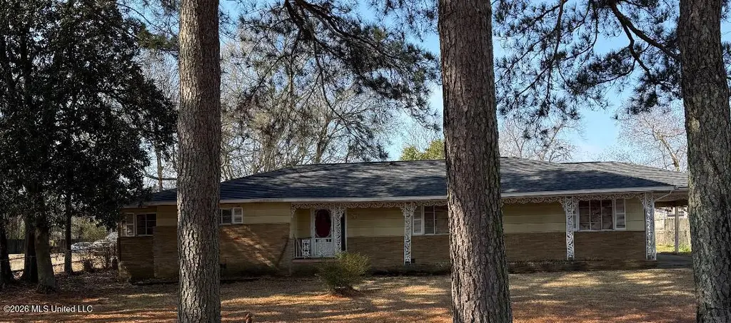 4407 Sunset Dr