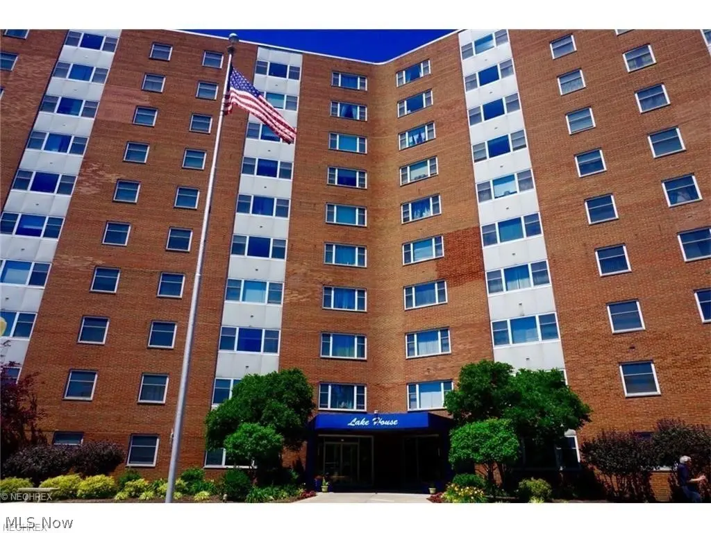 11850 Edgewater Dr #722