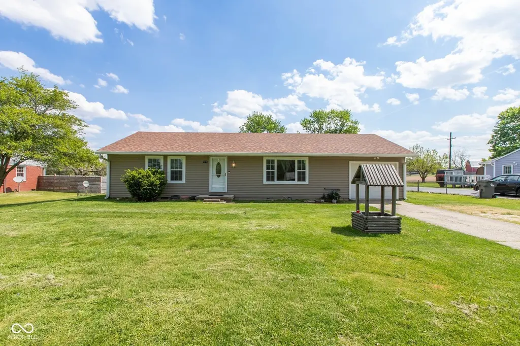 5149 Hickory Rd