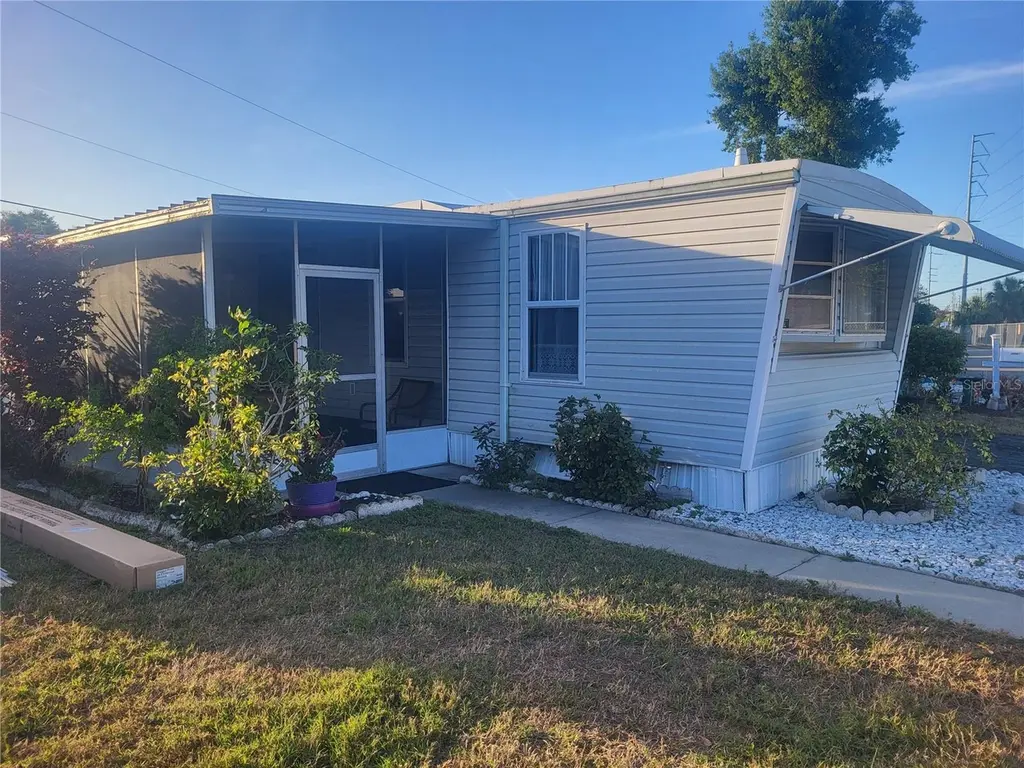 6580 Seminole Blvd #733