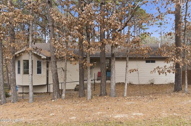 2 Ardley Ln