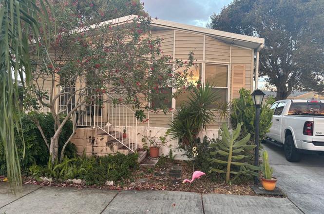 6566 NW 34th Ave Lot#h009 Ave