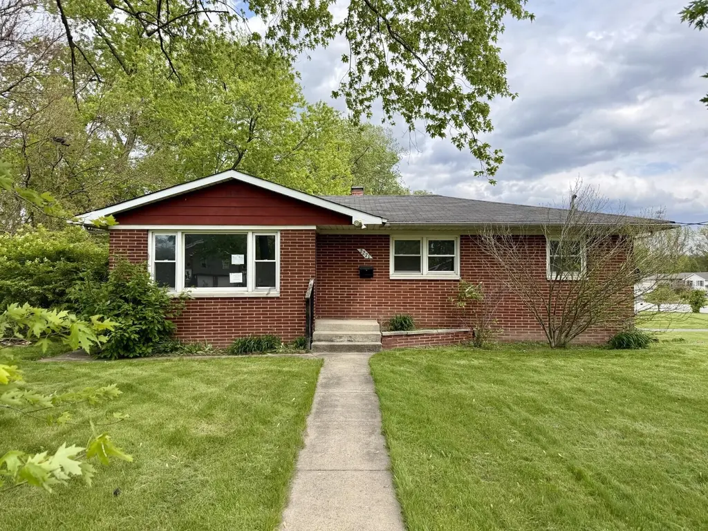 2271 Hamstrom Rd
