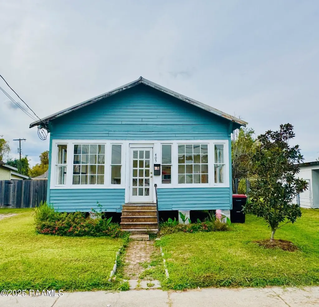 405 N Buchanan St