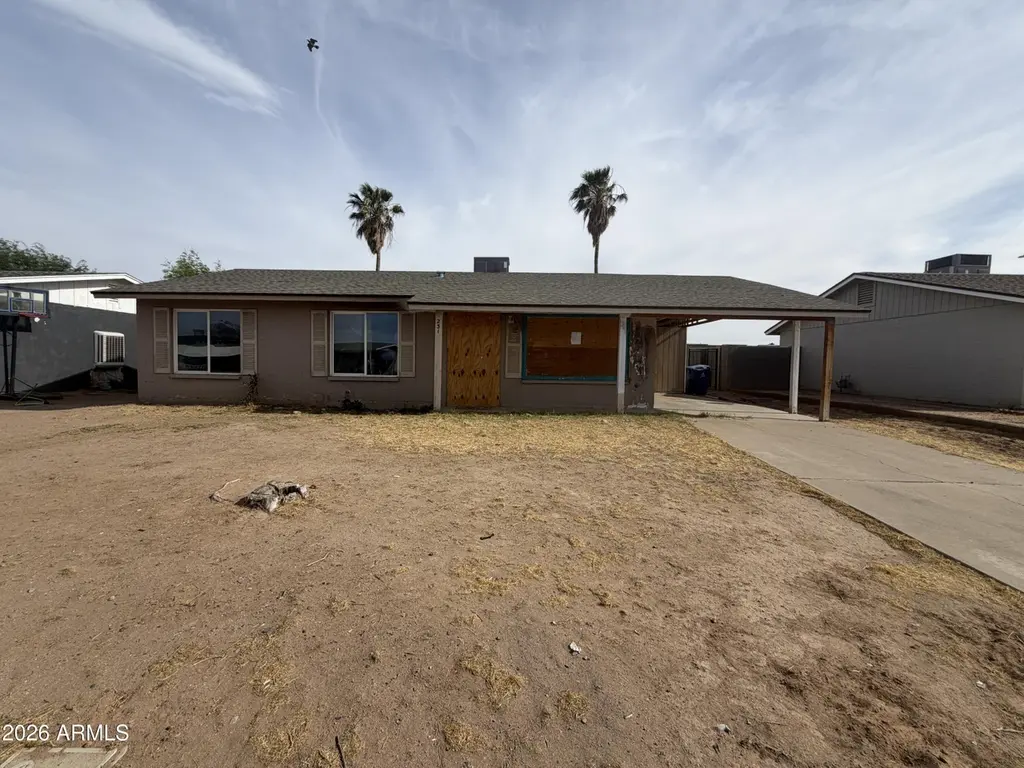 231 W Rhodes Ave
