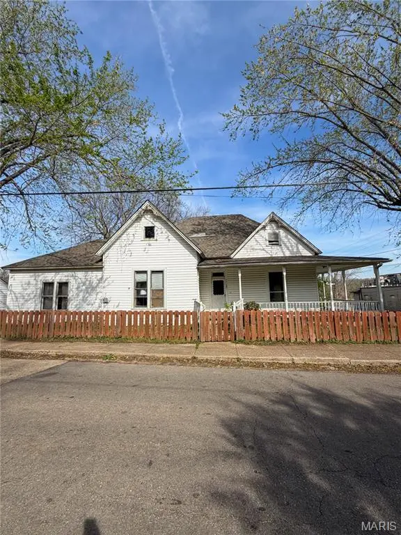 202 Jackson St