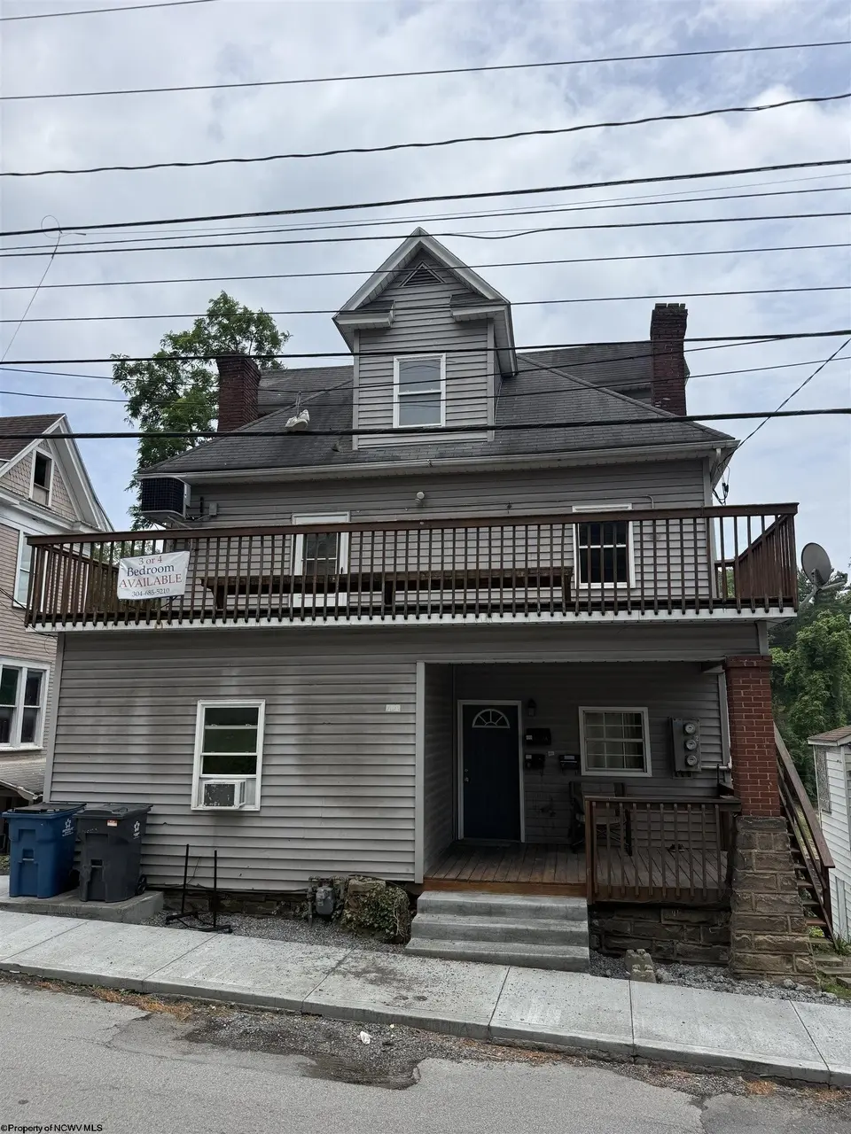 704 Willey St