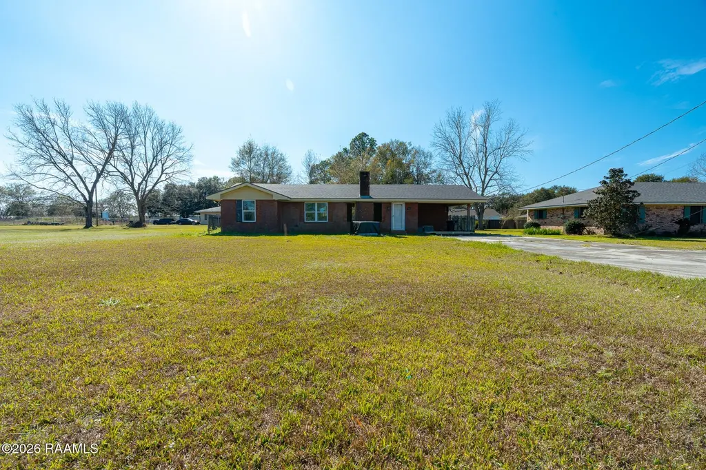 211 Perry Dr
