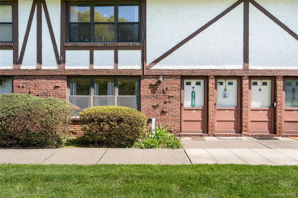 28 Bailey Ct #28