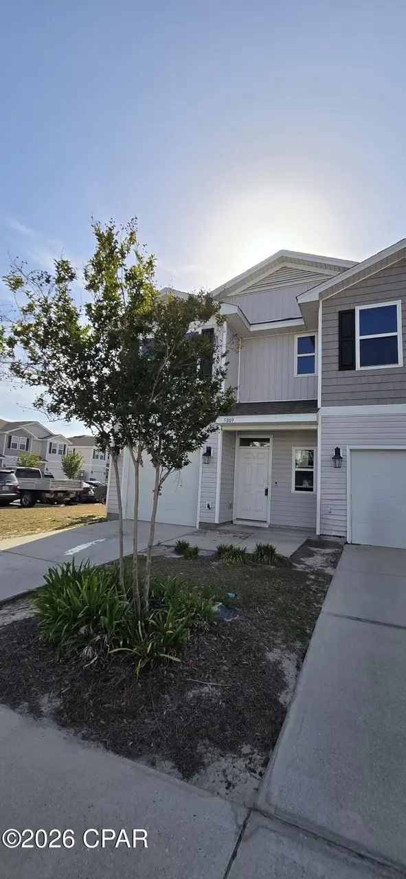 5809 Callaway Cir