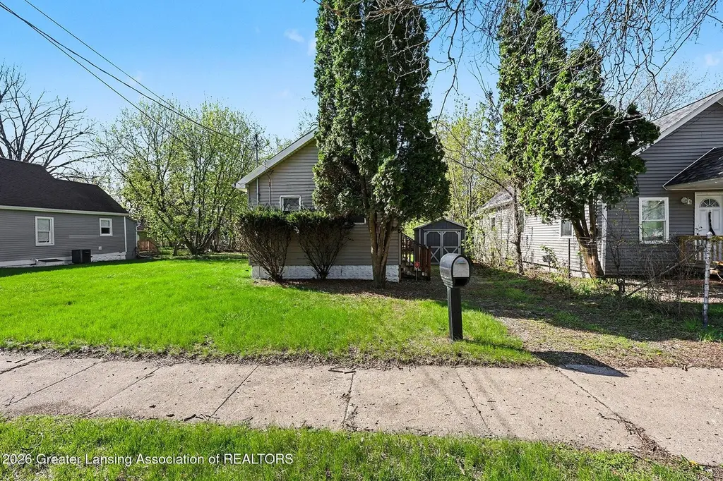 305 E Euclid Ave