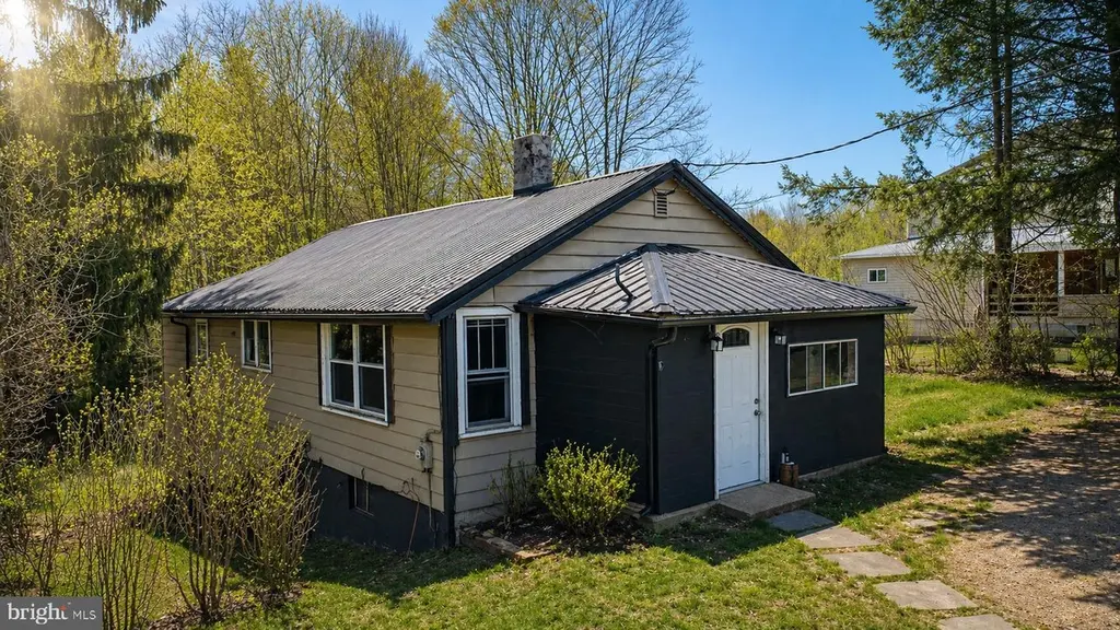 1358 Crellin Underwood Rd
