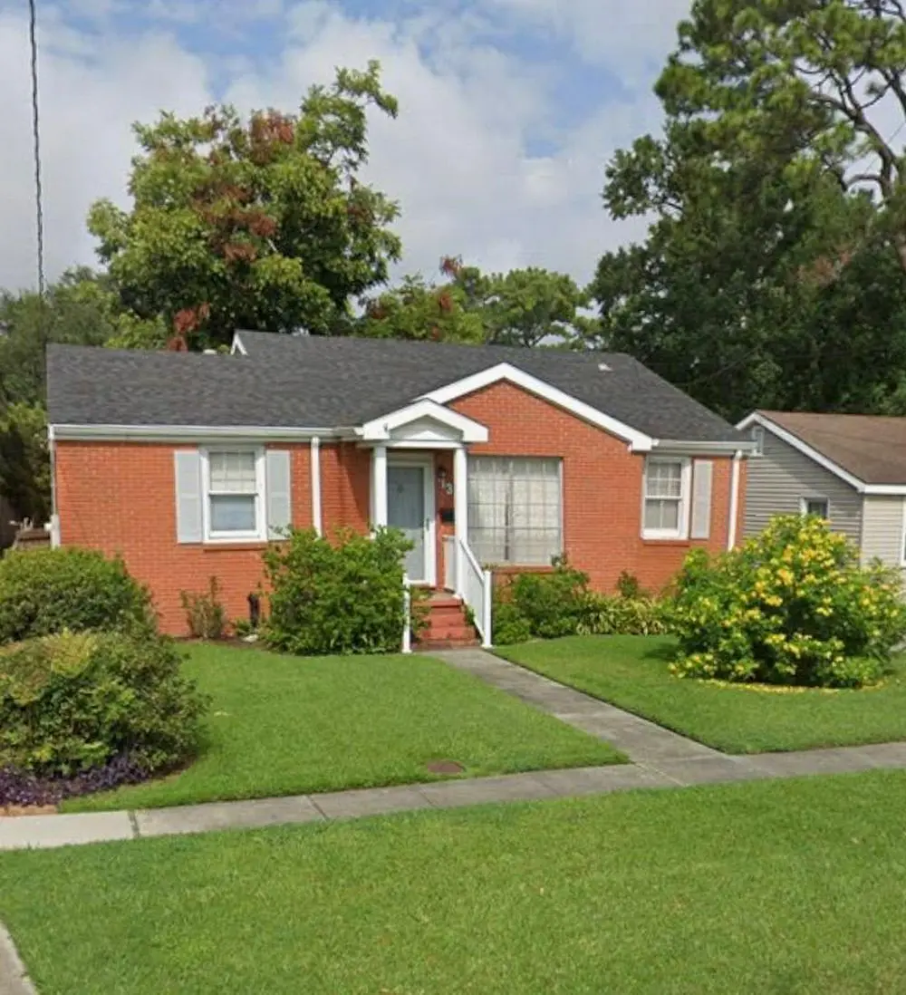 734 Homestead Ave
