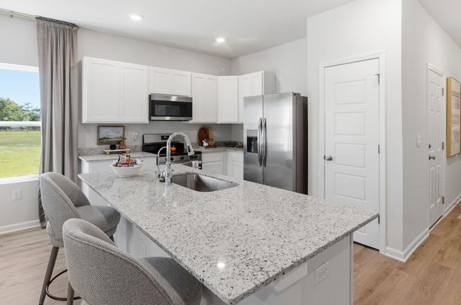 176 Turpentine Dr