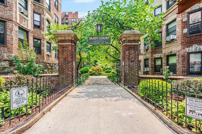 758 Brady Ct #214