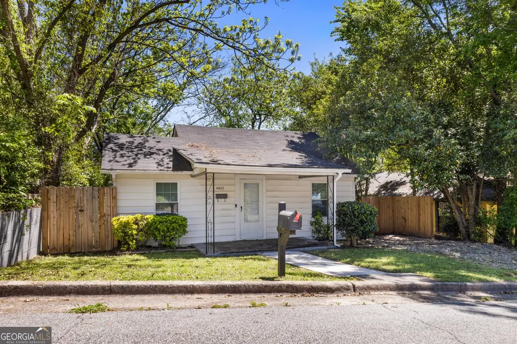 4422 Oates Ave