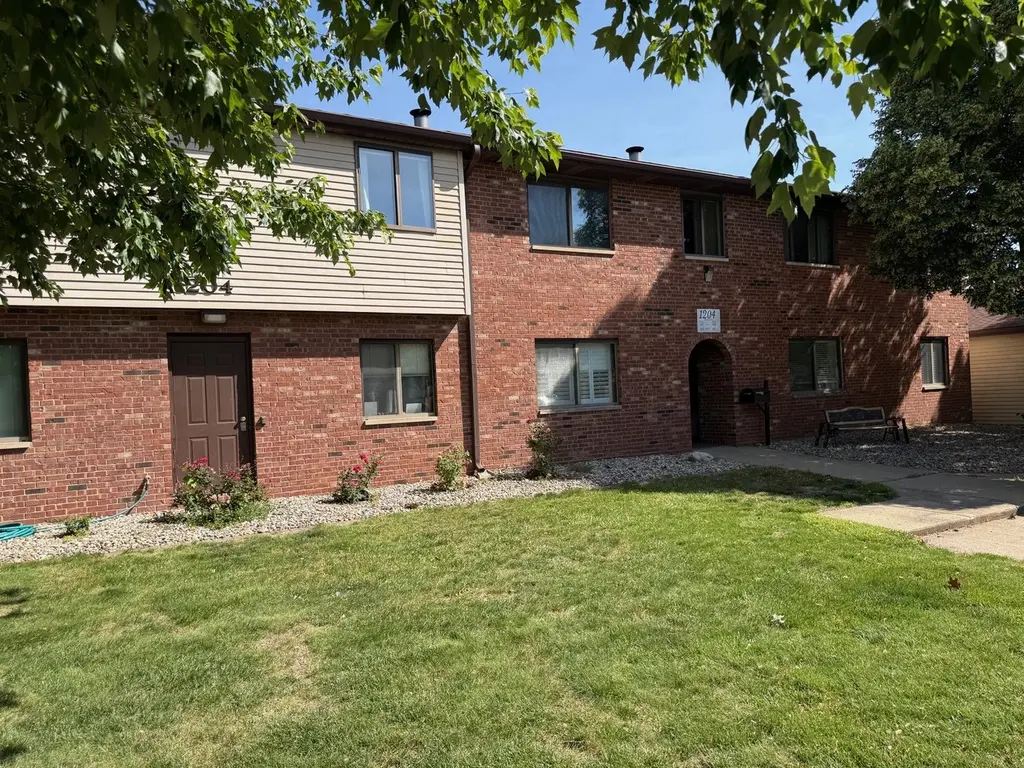 1204 Dean Dr #8