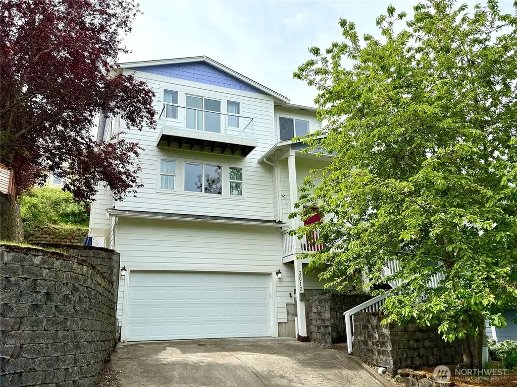 3012 E Valley View Ter