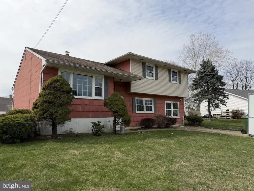 5 Clive Ct