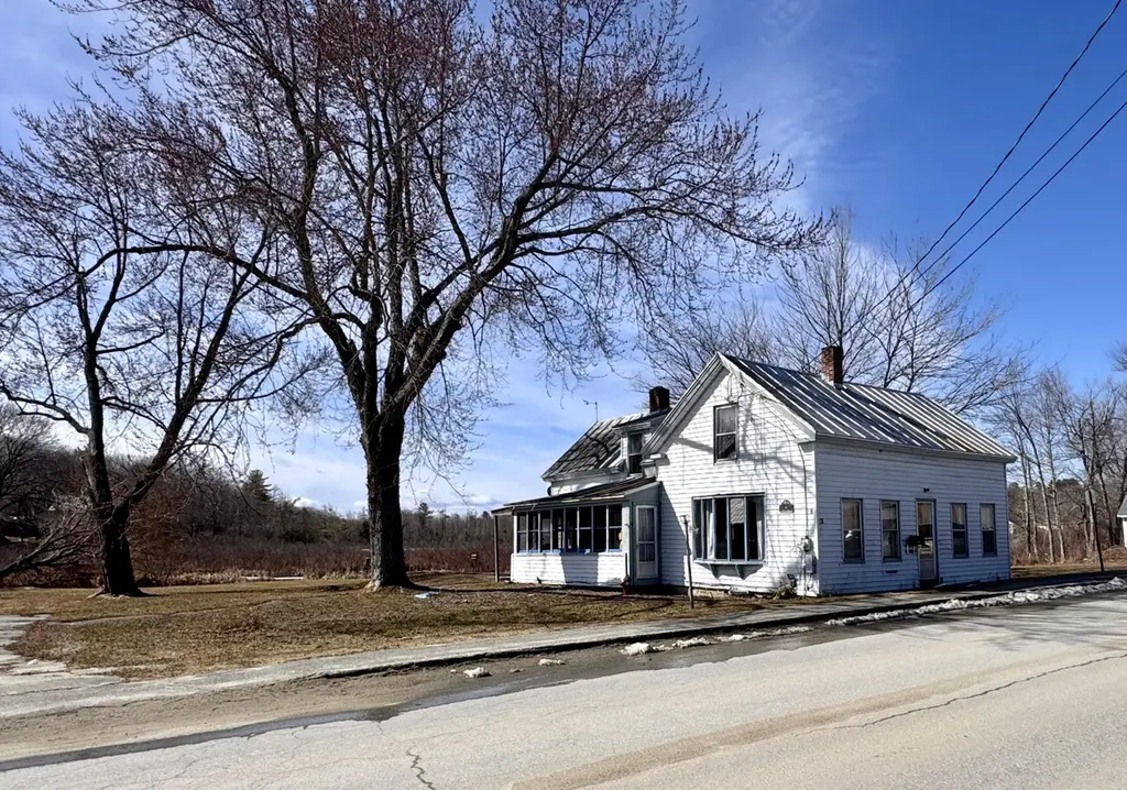 16 Heath St