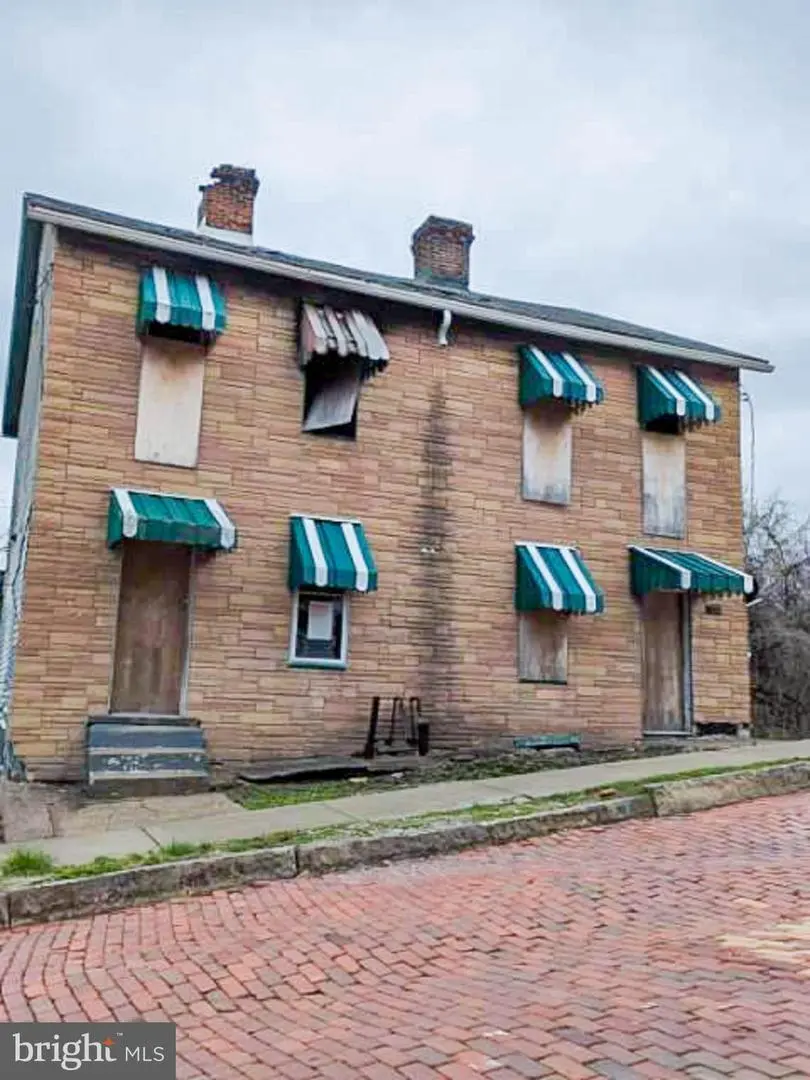719 Ridge Ave