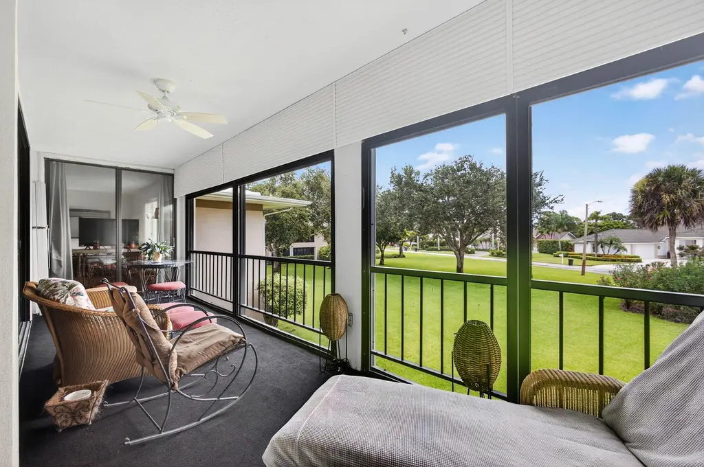 20 SE Turtle Creek Dr Unit F