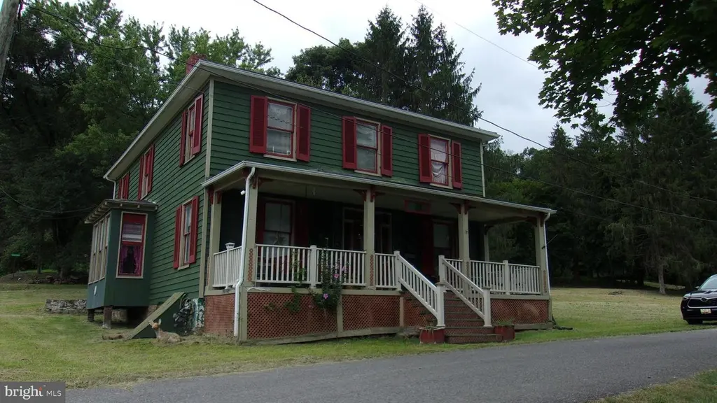 108 Knight St