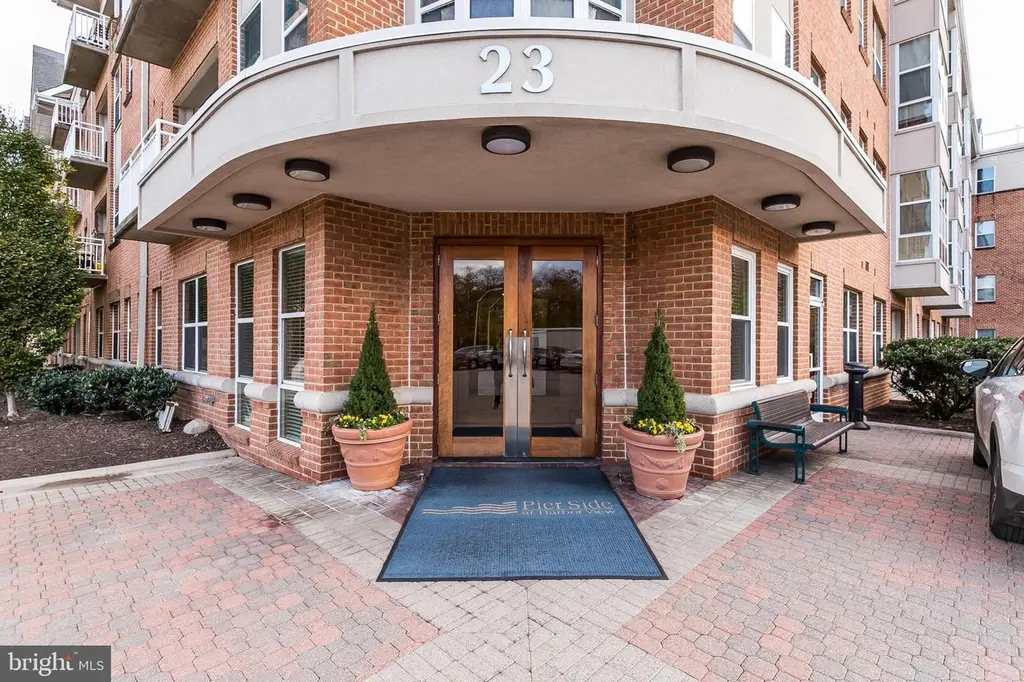 23 Pierside Dr #130