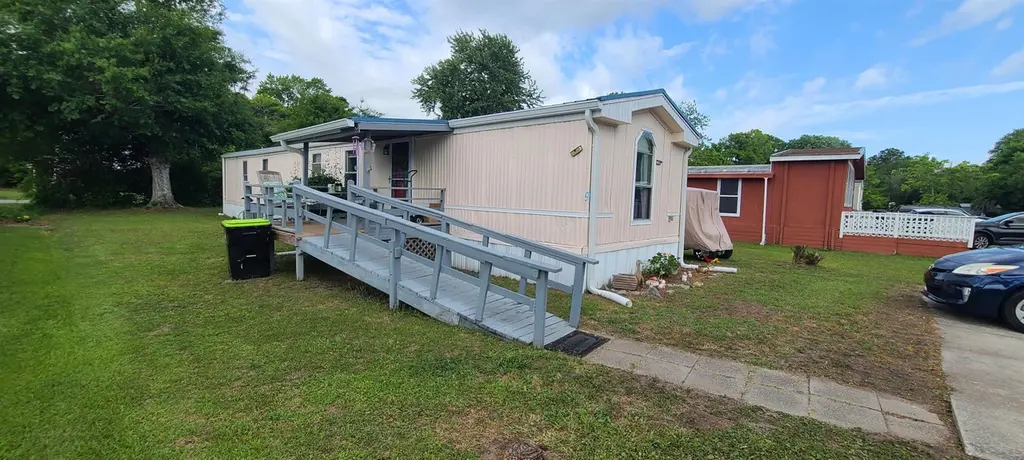 9 Crooked Island Cir