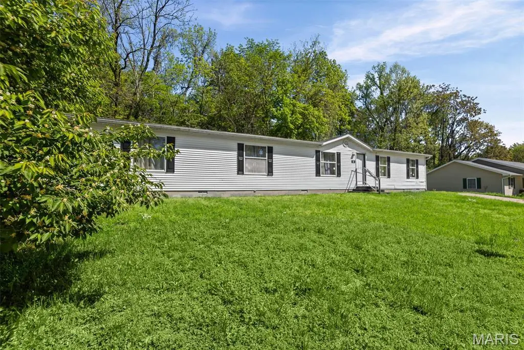 22 Brown Dr