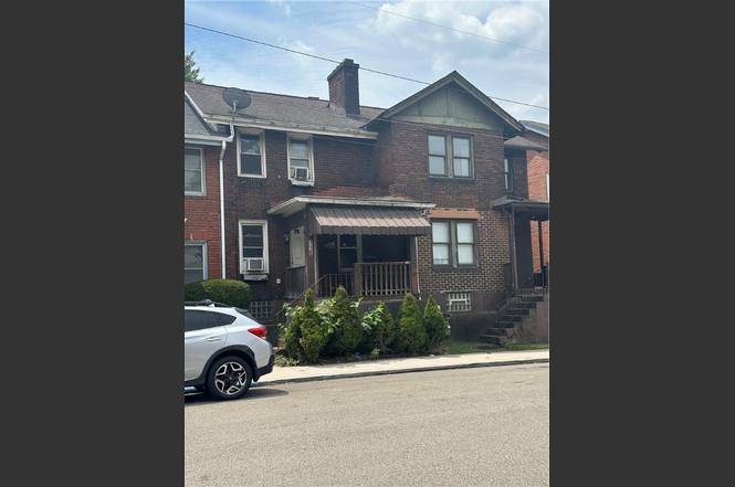 110 Center St