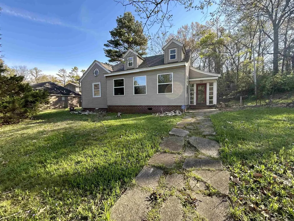 429 East St