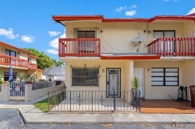 2331 W 66th Pl #201