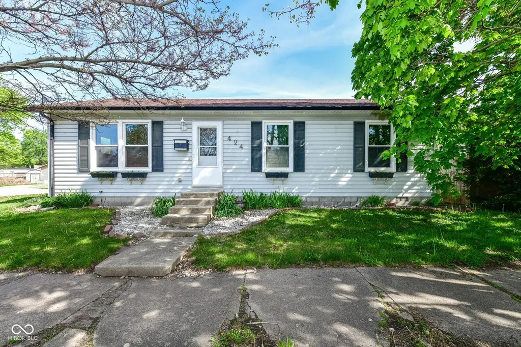 424 Dicks St