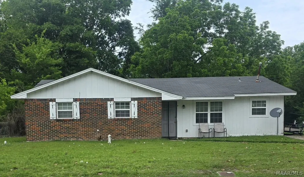 4200 E Lawnwood Dr