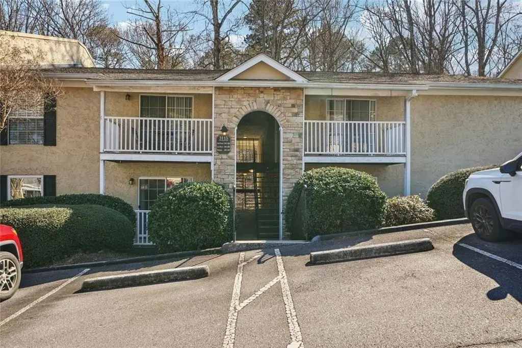 3115 Seven Pines Ct #207