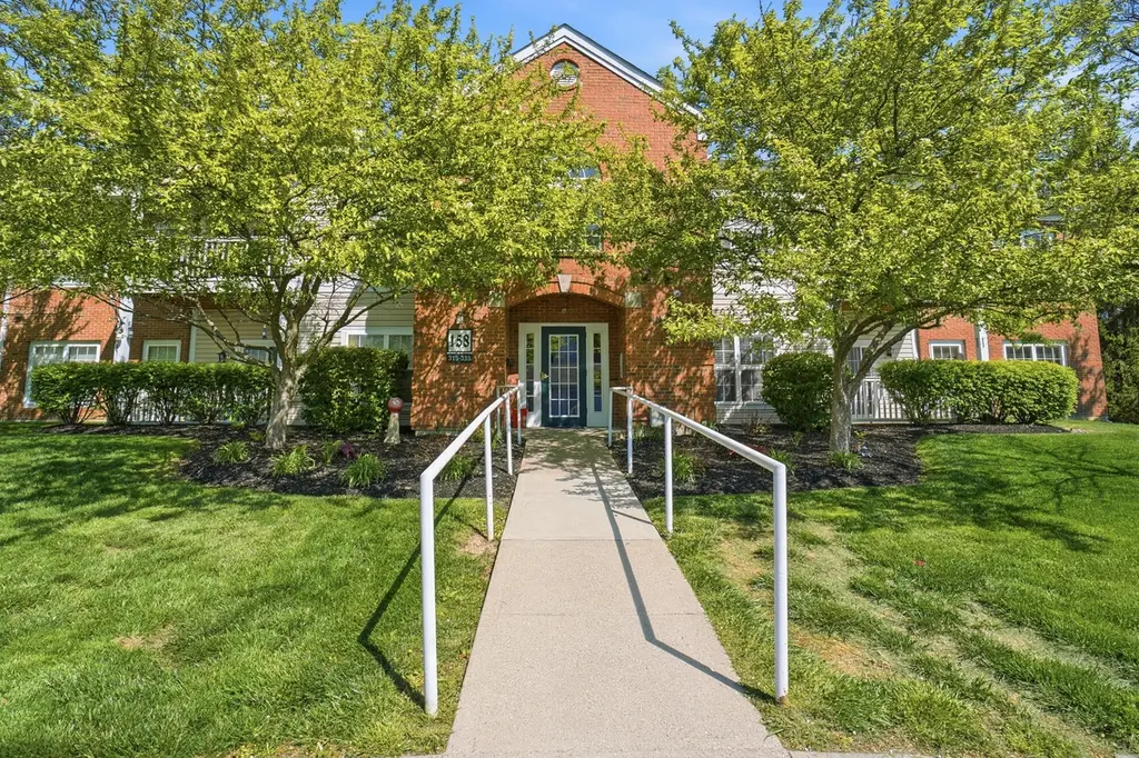 158 Saddlebrook Ln #319