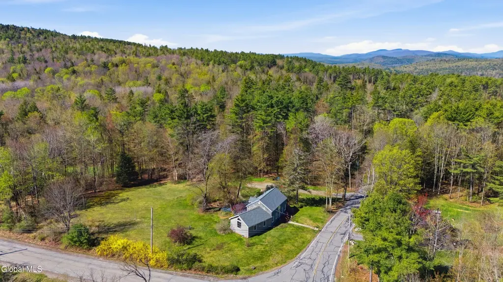 156 Lamb Hill Rd
