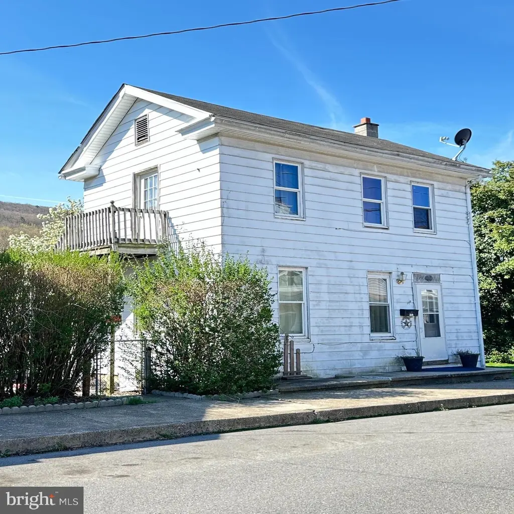 442 S 2nd St