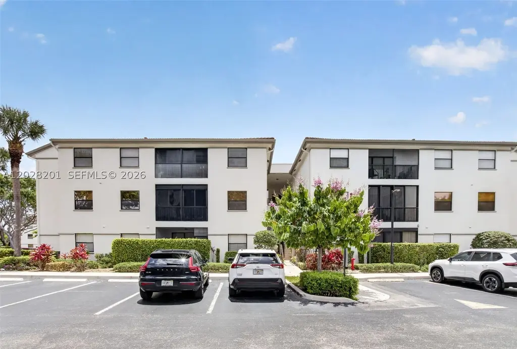 5133 Brisata Cir Unit L