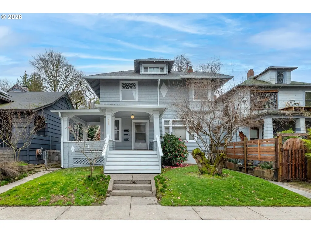 942 SE 16th Ave