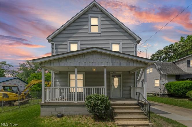 1053 Wyley Ave