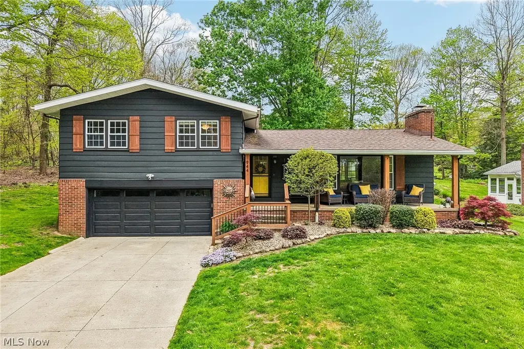 944 Wallwood Dr