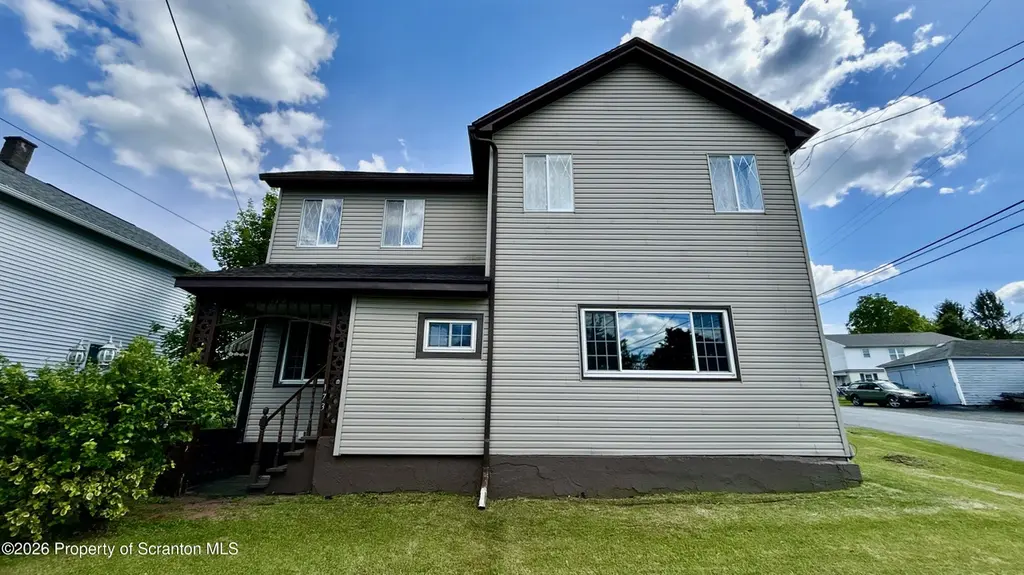 173 Dundaff St