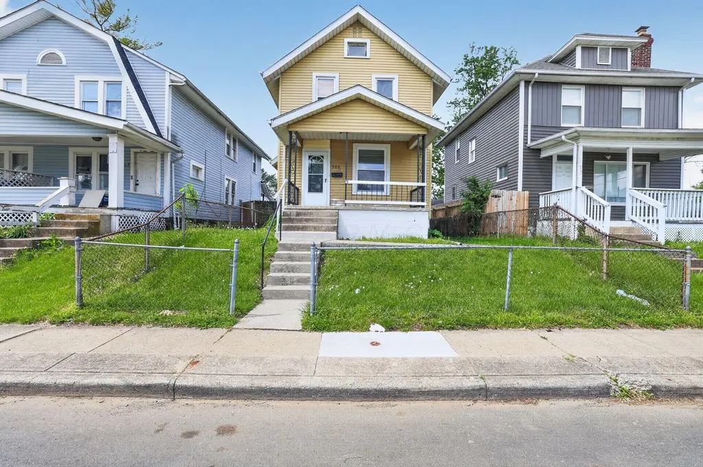 313 S Ogden Ave