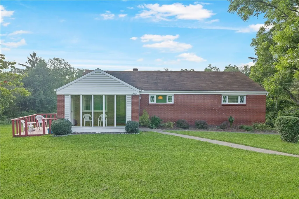 1027 Glass Run Rd
