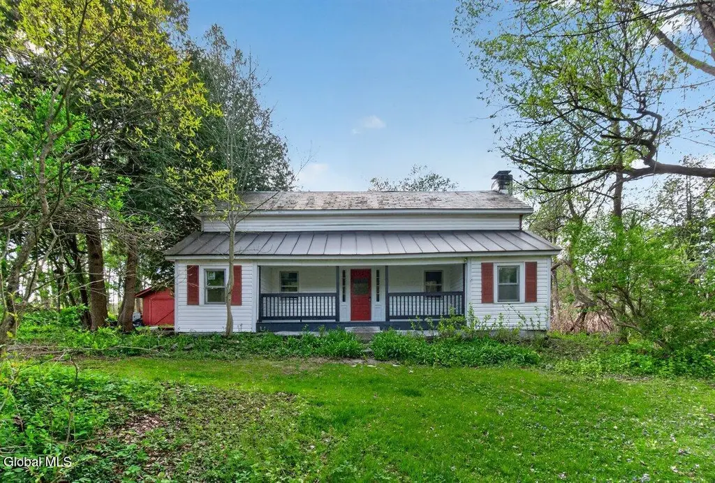1809 Ridge Rd